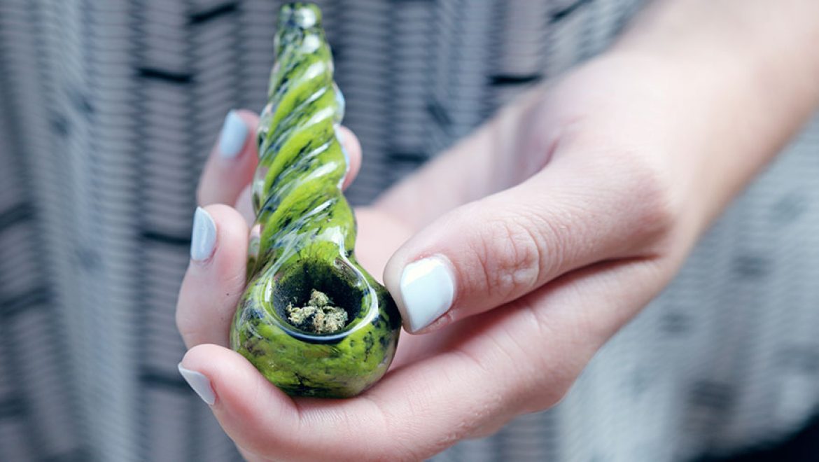 Le Massachusetts émet son premier permis de vente de cannabis récréatif pour adultes